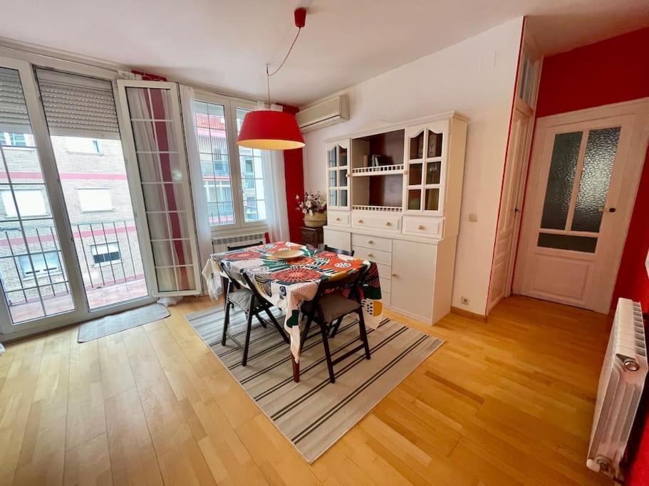 Acogedor Apartamento En Zaragoza Buitenkant foto
