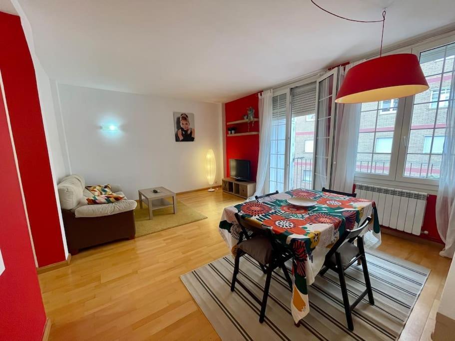 Acogedor Apartamento En Zaragoza Buitenkant foto