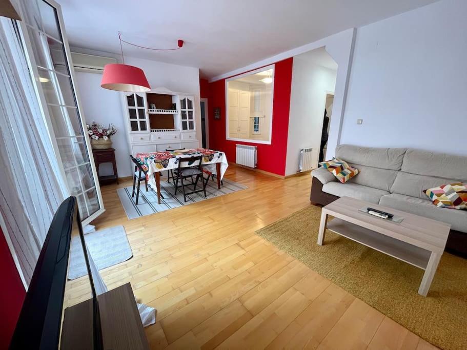 Acogedor Apartamento En Zaragoza Buitenkant foto